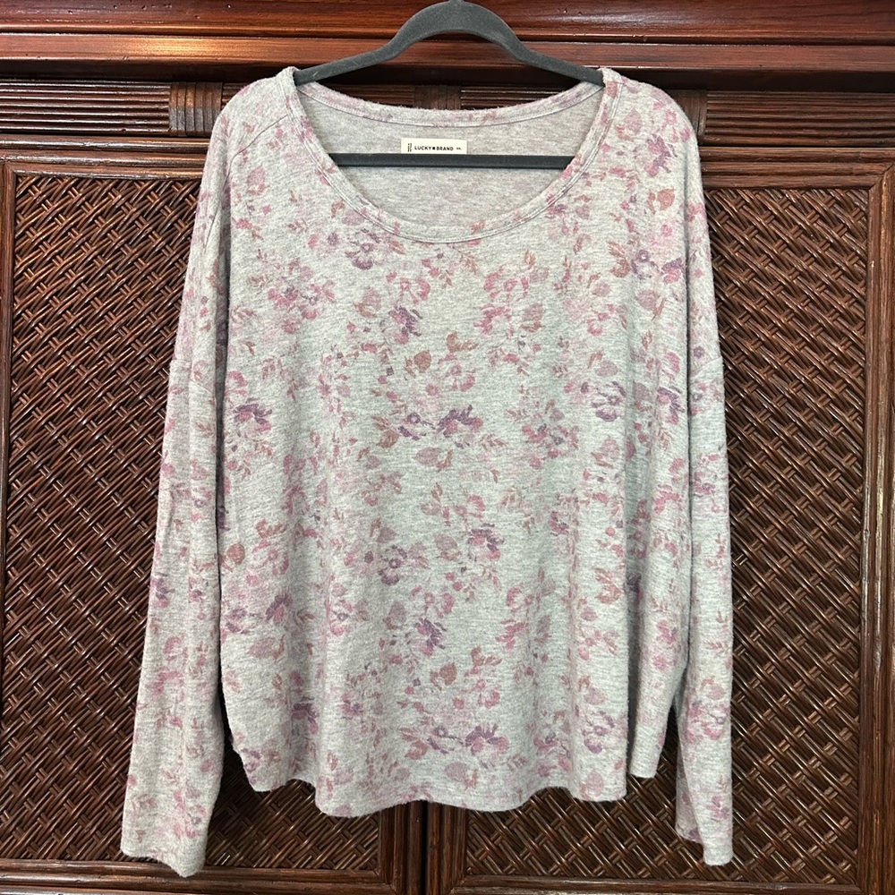 Lucky Brand Heather Gray and Soft Pink Tee